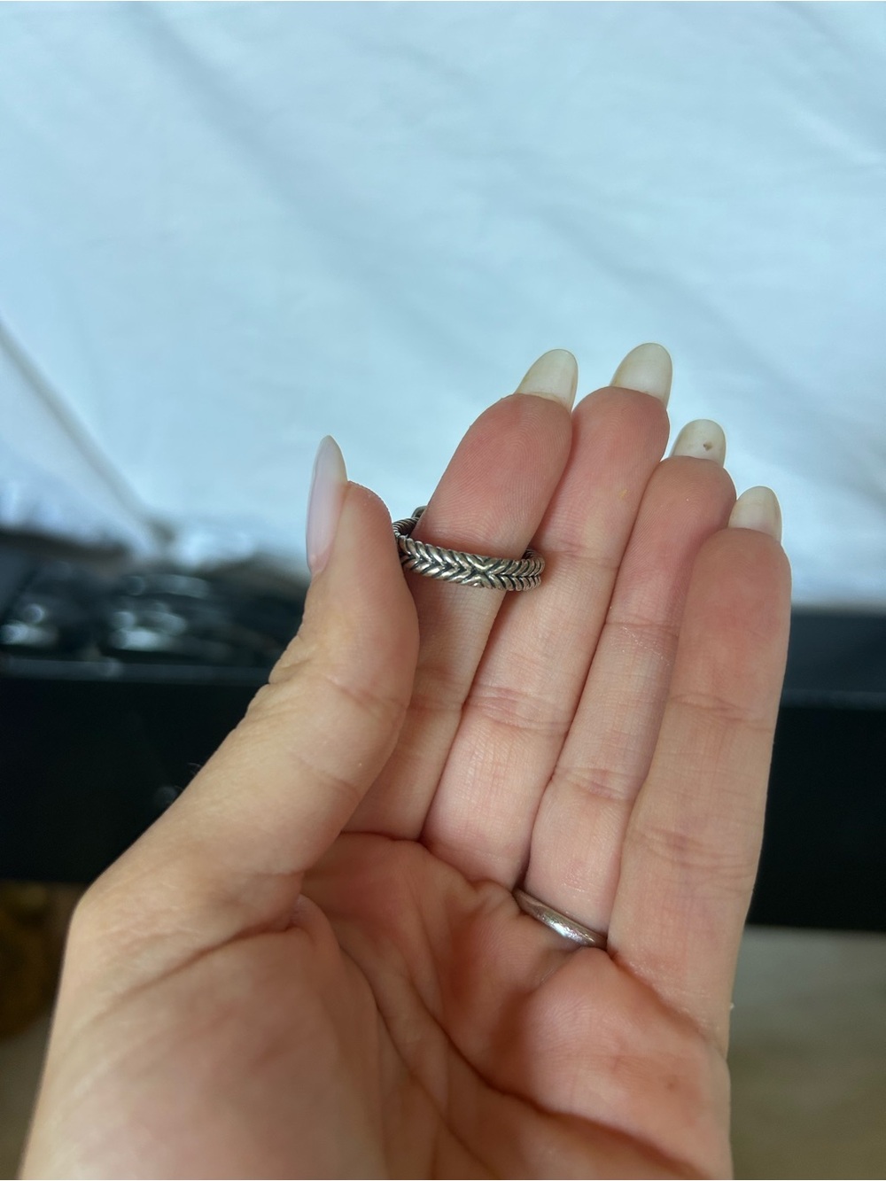 David Yurman Silver Cable Halo Ring with Prasiolite center stone - Picture 4 of 10